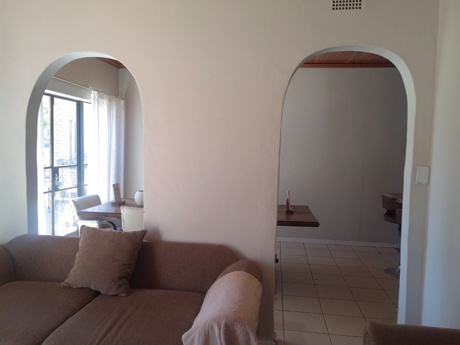 4 Bedroom Property for Sale in Heuwelsig Northern Cape